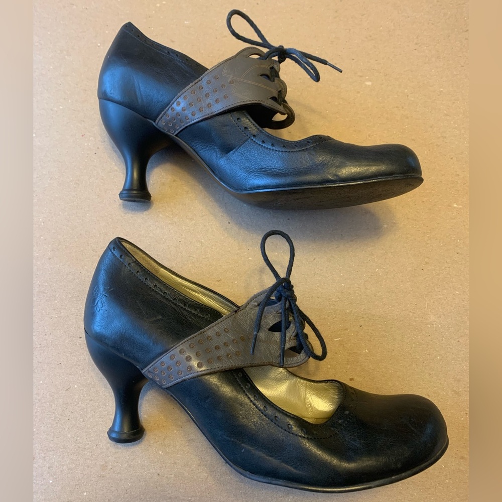 John Fluevog Bellevue Mollie Johnson Black & Grey Lace Up Mary Jane Heels Size 9 - Picture 9 of 15